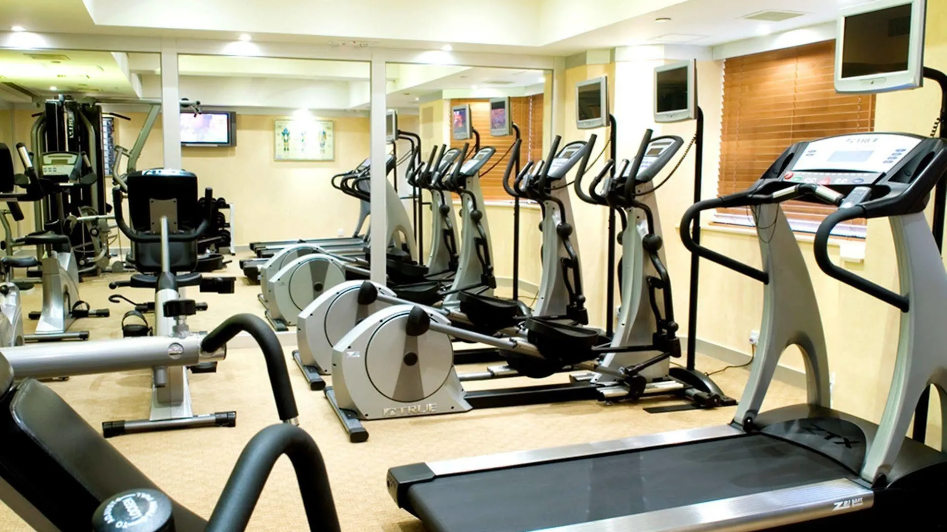 **** Resort Holiday Inn Macau By Ihg Çin